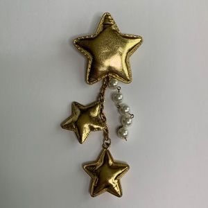 Metallic gold star shaped hair clip early 2000s egl fairy Kei accessory